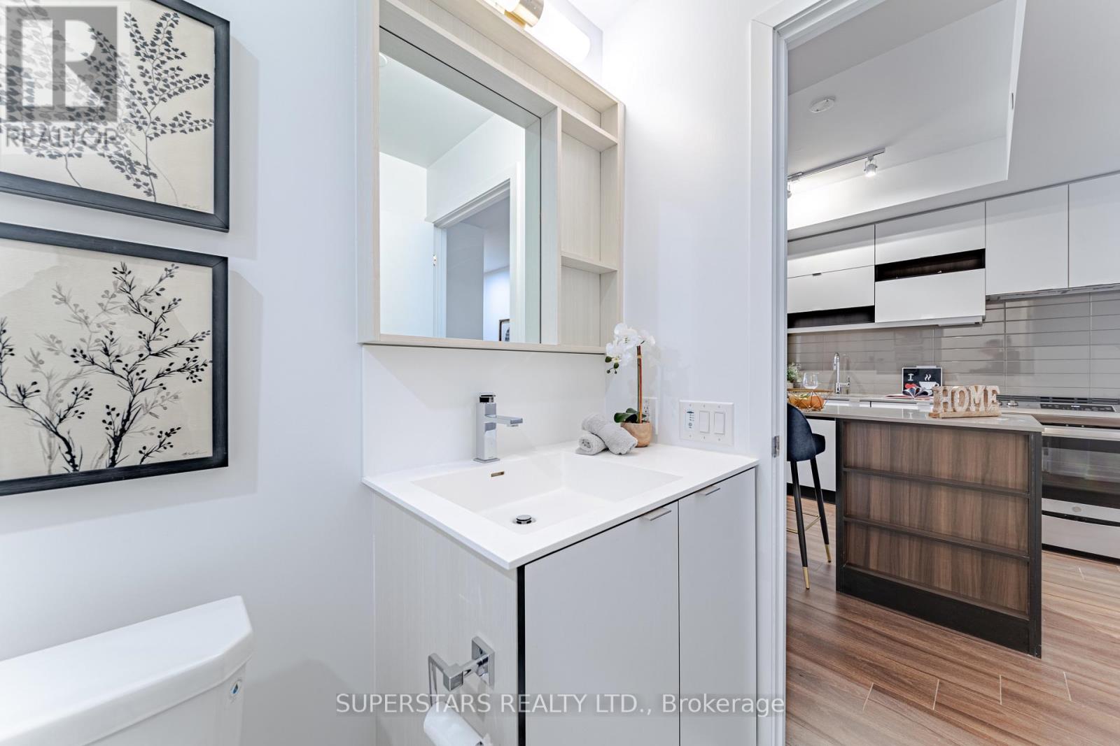 807 - 4065 Confederation Parkway, Mississauga, Ontario L5B 0L4 - Photo 15 - W12958980