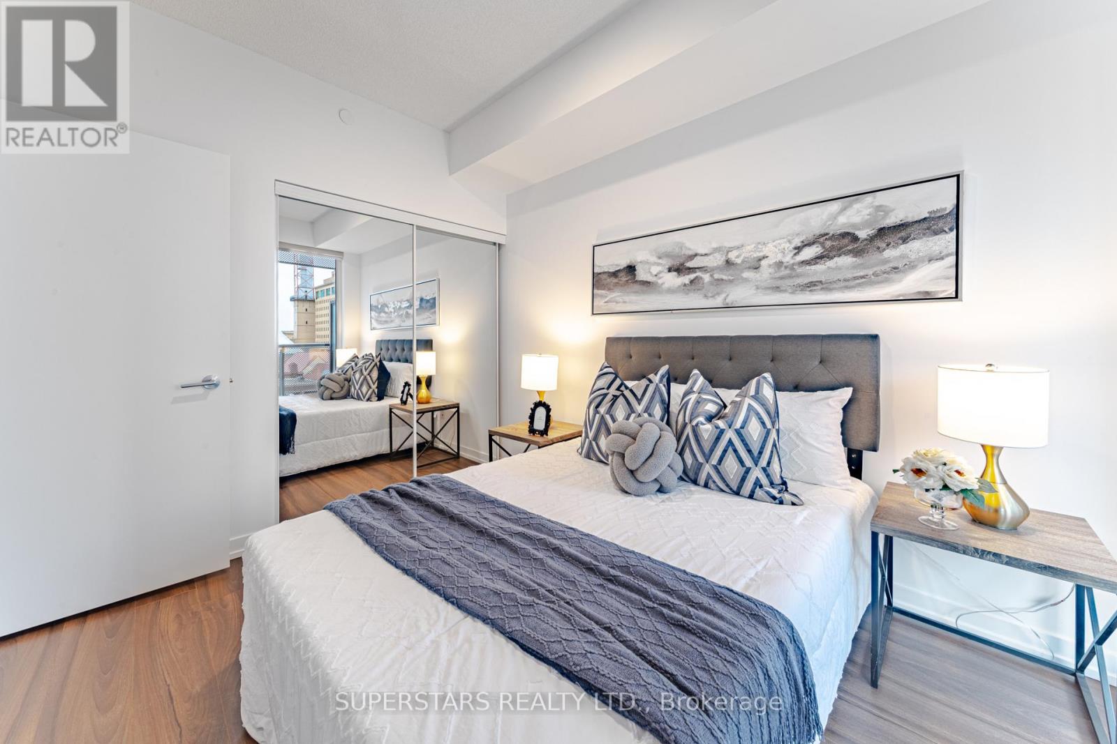 807 - 4065 Confederation Parkway, Mississauga, Ontario L5B 0L4 - Photo 17 - W12958980