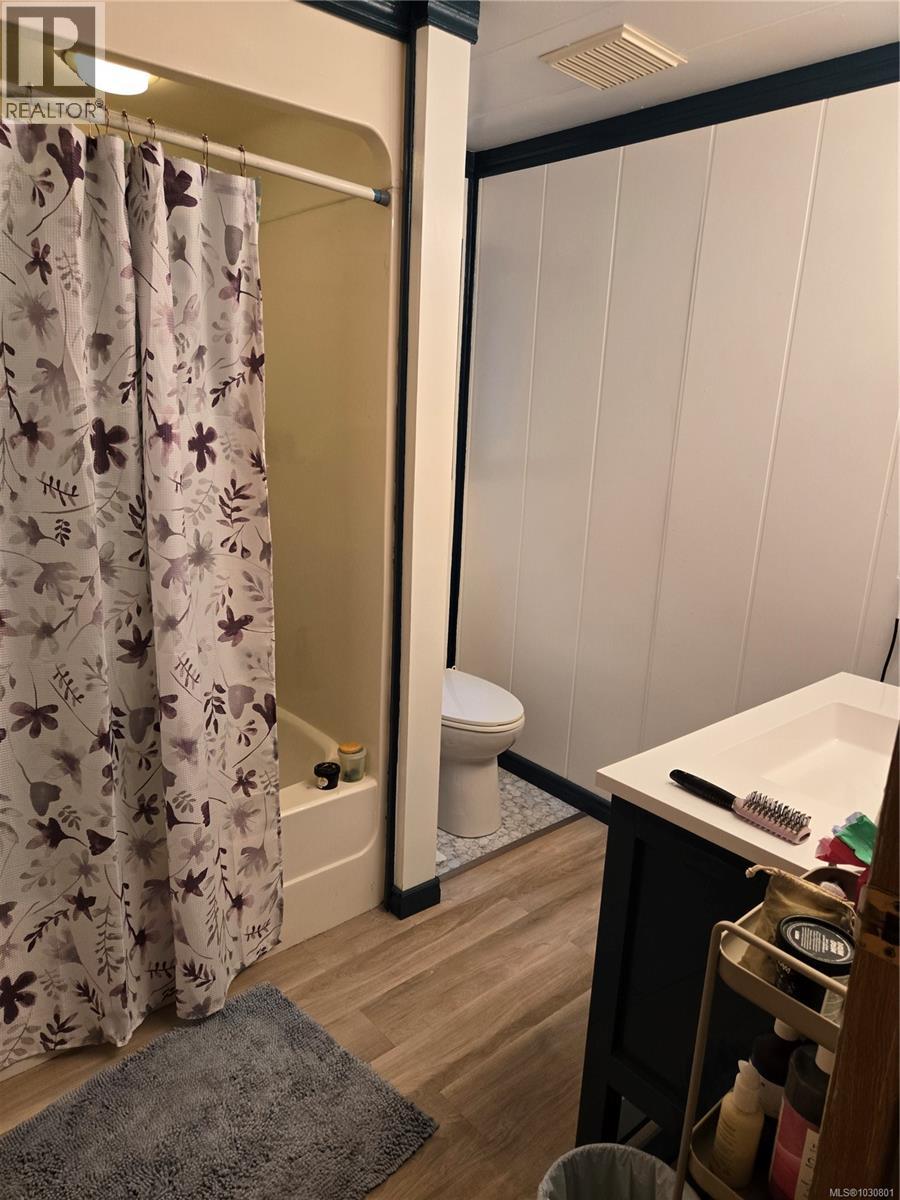 2 2390 Pacific Rim Hwy, Ucluelet, British Columbia V0R 3A0 - Photo 10 - 1030801