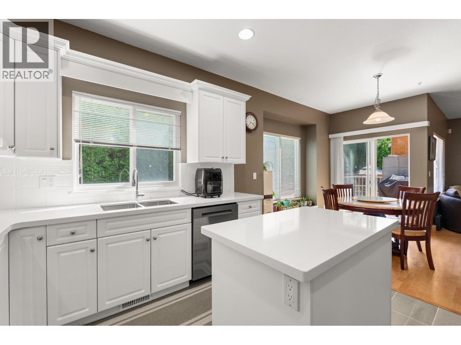 3234 Osborne Street, Port Coquitlam, British Columbia  V3B 8C8 - Photo 13 - R3101941