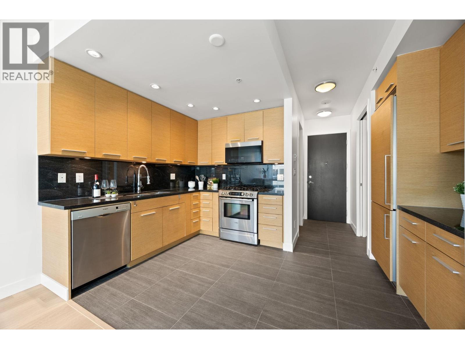 308 2528 Maple Street, Vancouver, British Columbia  V6J 0B5 - Photo 5 - R3089921