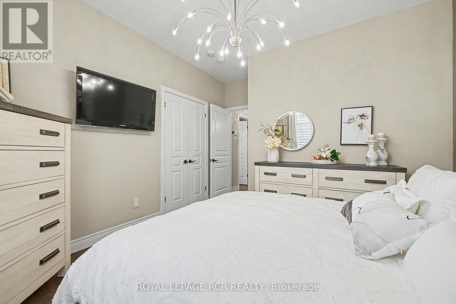 111 Taylor Drive, East Luther Grand Valley, Ontario  L9W 6P2 - Photo 25 - X12959010