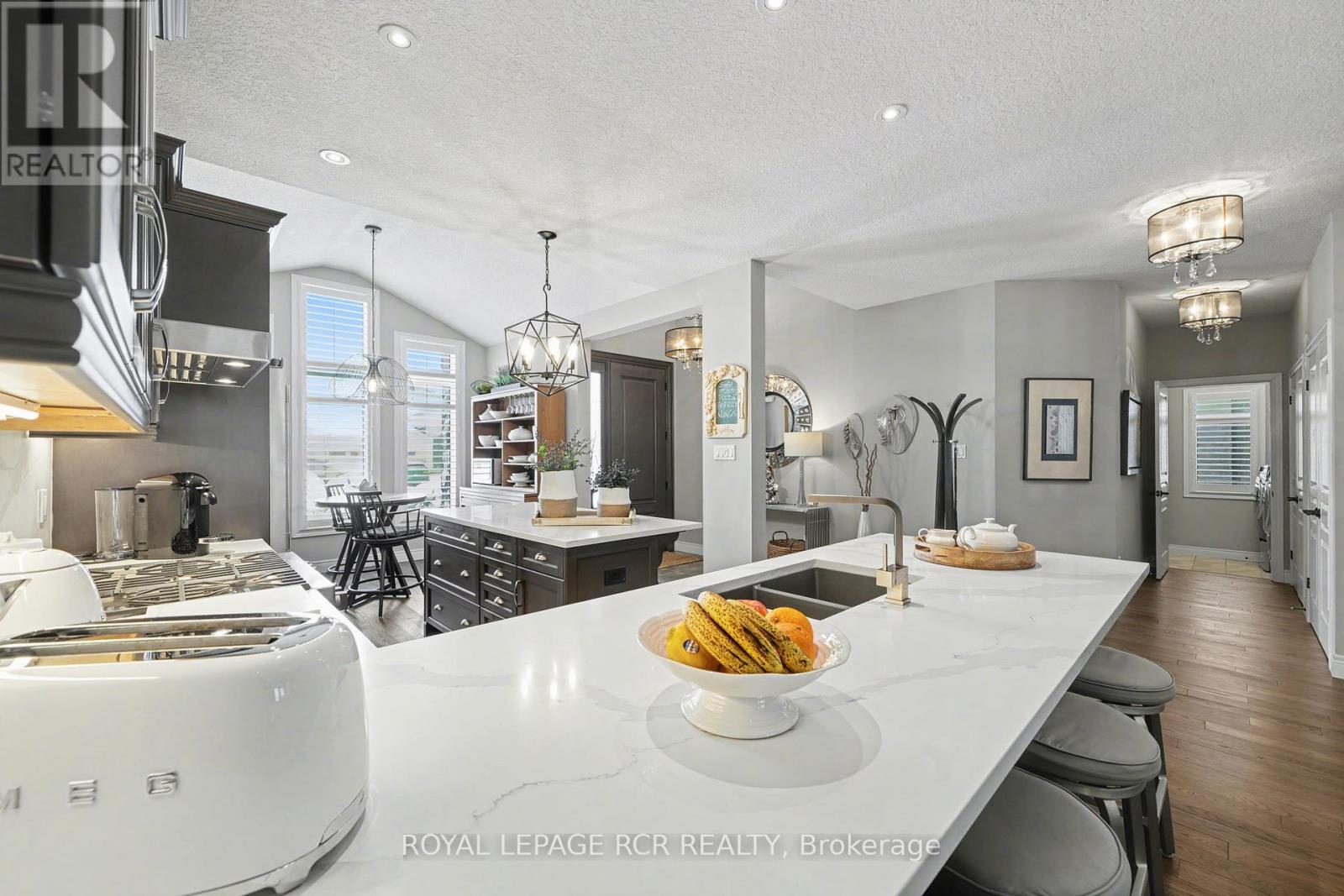 111 Taylor Drive, East Luther Grand Valley, Ontario  L9W 6P2 - Photo 8 - X12959010