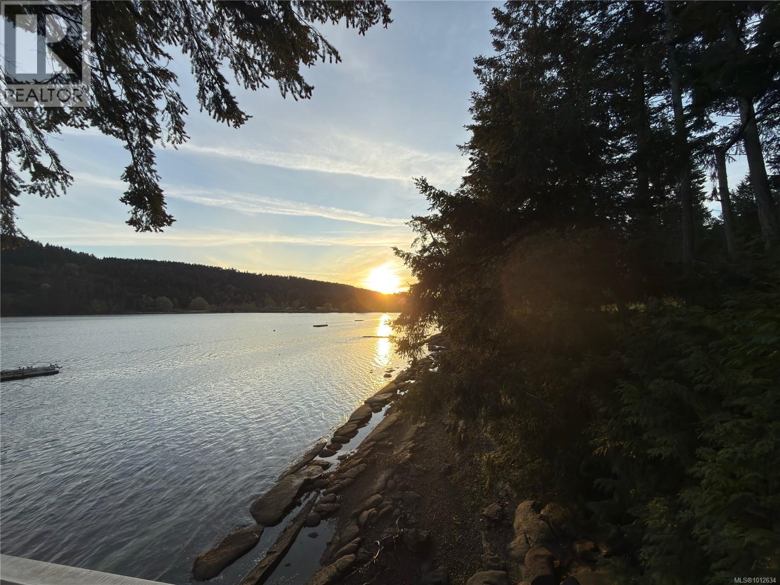 558 Weathers Way, Mudge Island, British Columbia  V0R 1X6 - Photo 6 - 1012634