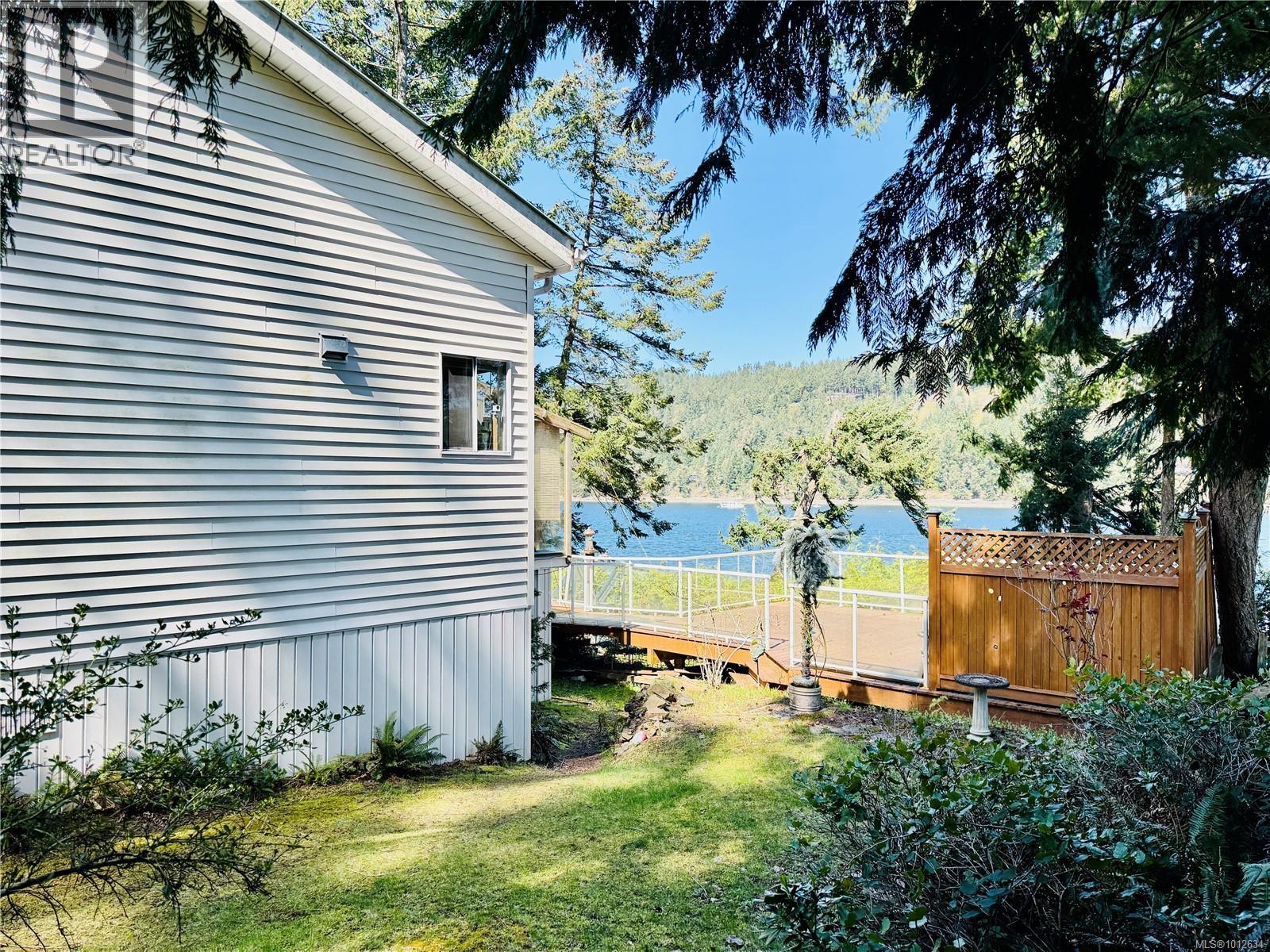558 Weathers Way, Mudge Island, British Columbia  V0R 1X6 - Photo 36 - 1012634