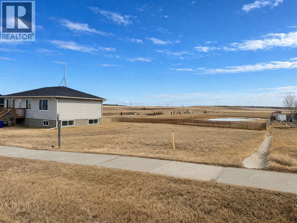 309 3 Street W, Standard, Alberta