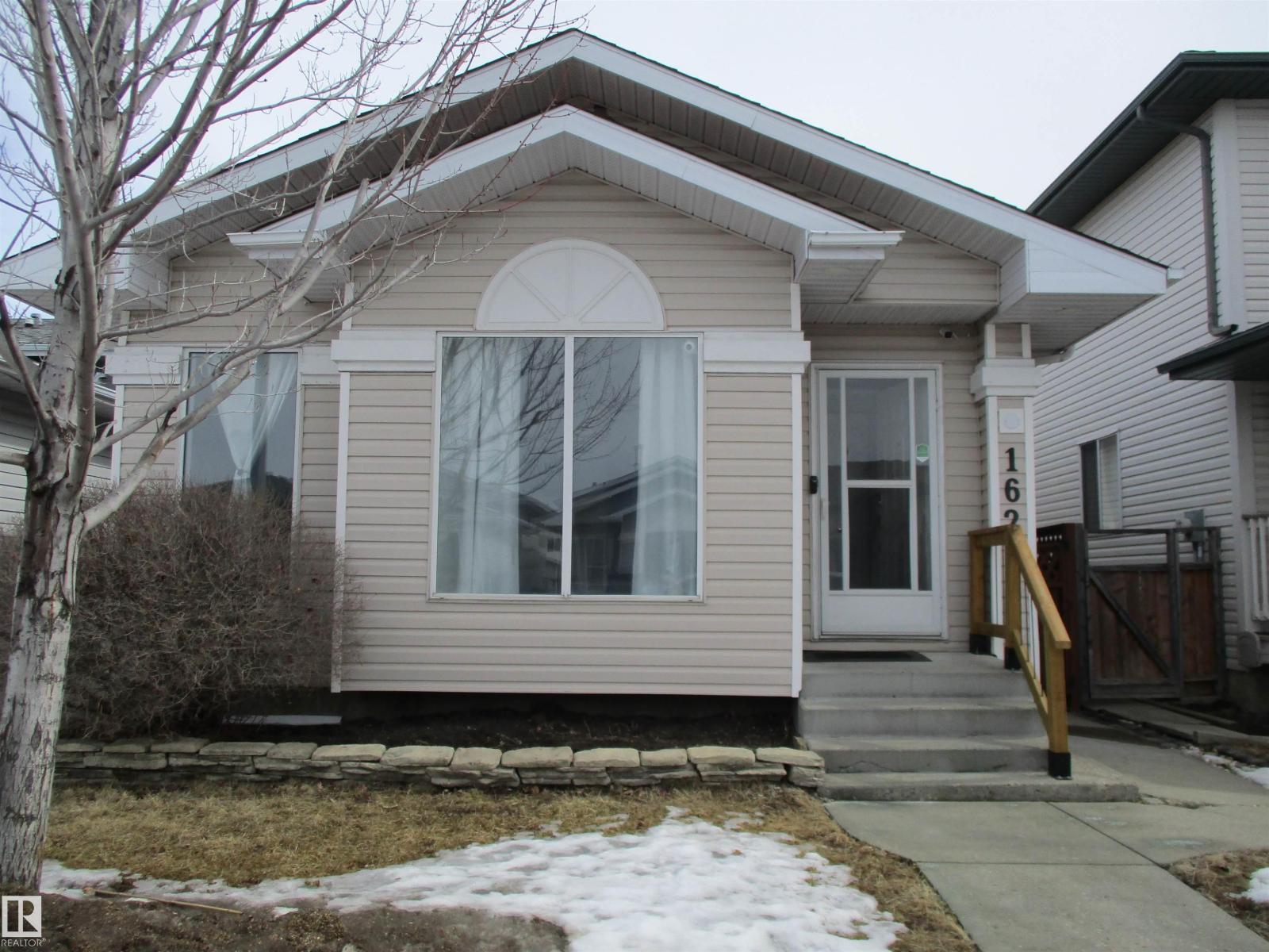 16221 55 A St Nw Nw, Edmonton, Alberta  T5Y 2T8 - Photo 2 - E4480747