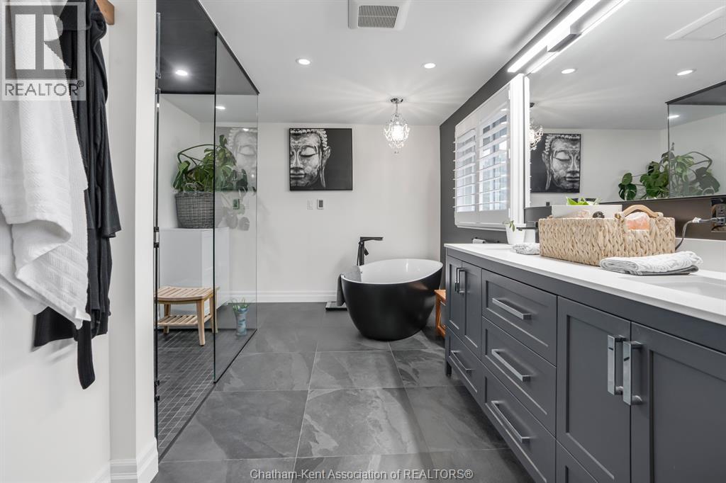 12 Academy Crescent, Chatham, Ontario  N7L 4R2 - Photo 23 - 26006876