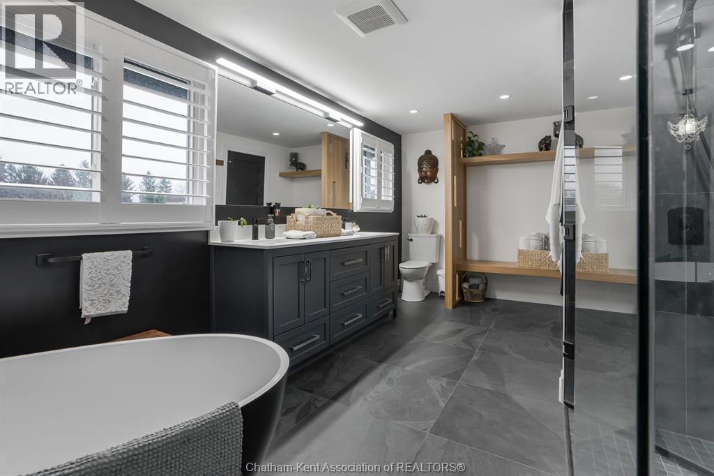 12 Academy Crescent, Chatham, Ontario  N7L 4R2 - Photo 24 - 26006876