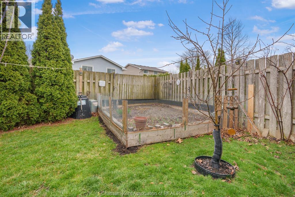 12 Academy Crescent, Chatham, Ontario  N7L 4R2 - Photo 43 - 26006876