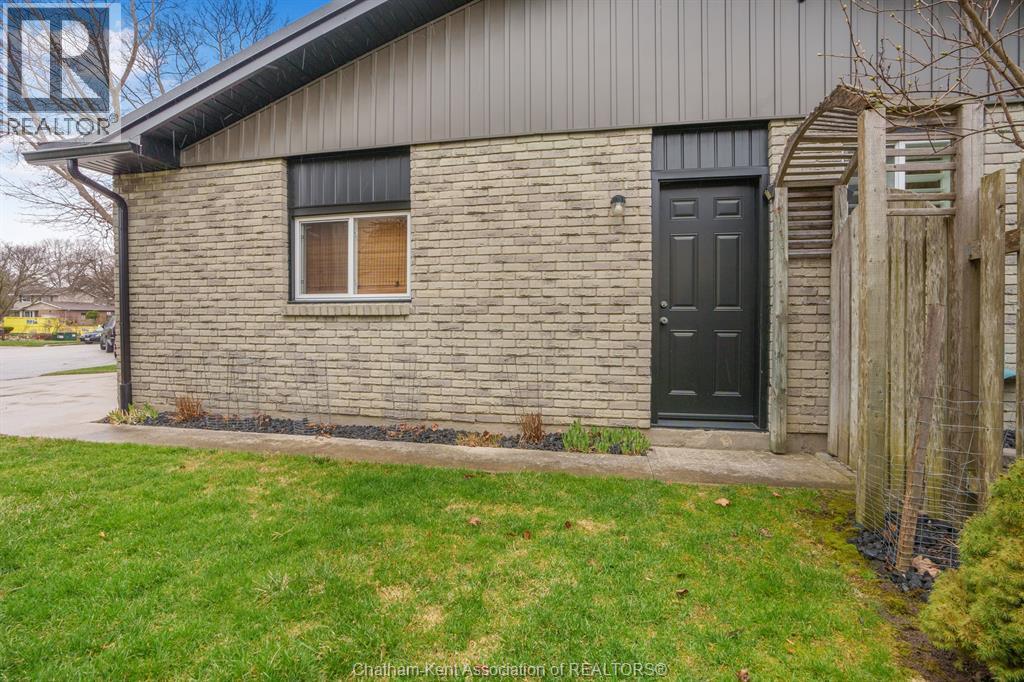 12 Academy Crescent, Chatham, Ontario  N7L 4R2 - Photo 44 - 26006876