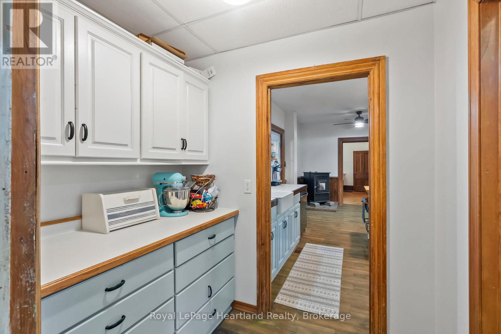 9540 Ayton Road, Minto, Ontario  N0G 1Z0 - Photo 21 - X12702046