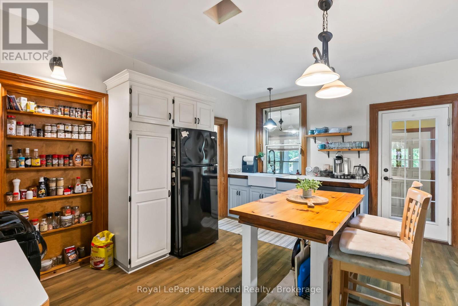 9540 Ayton Road, Minto, Ontario  N0G 1Z0 - Photo 18 - X12702046