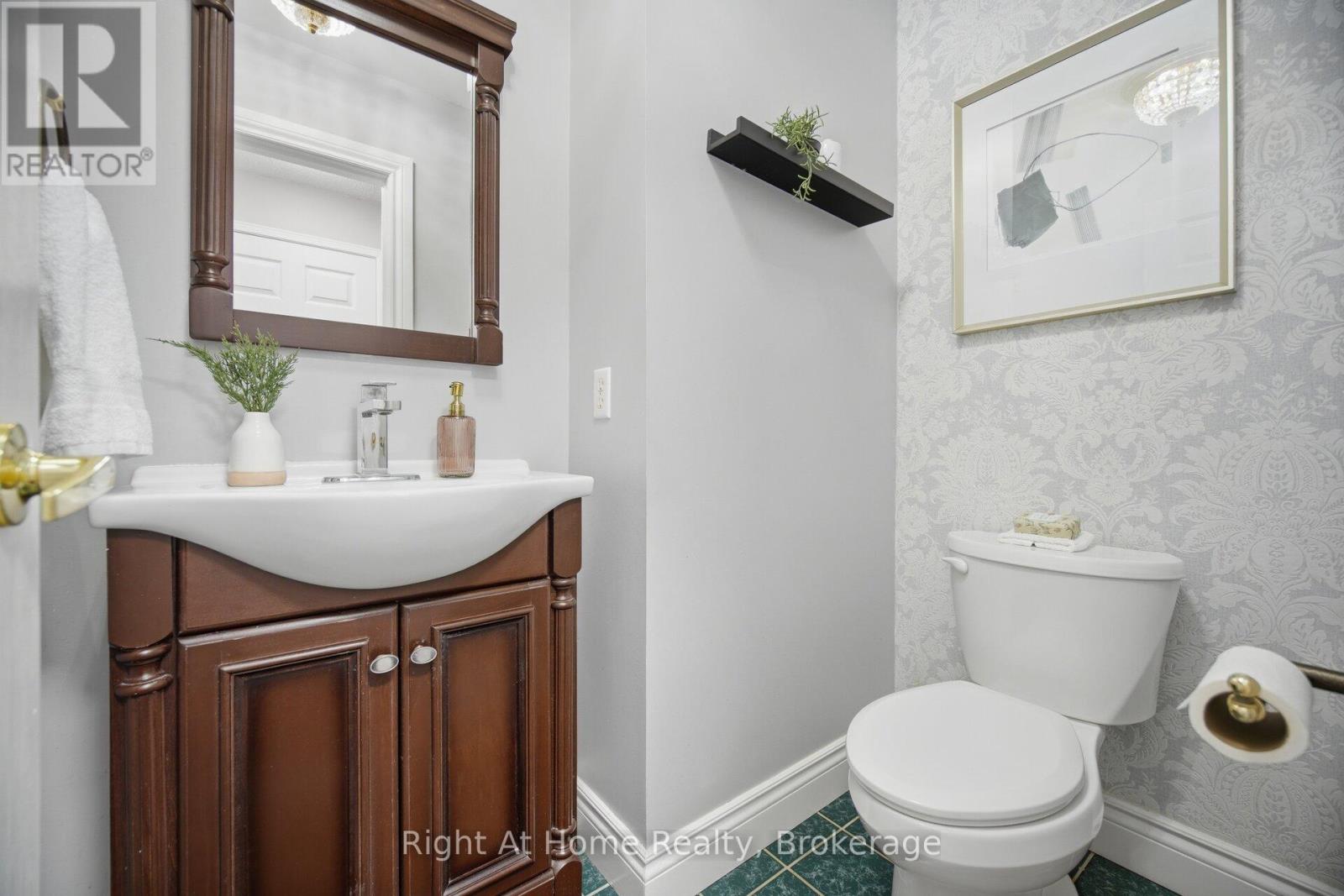 2956 Glover Lane, Burlington, Ontario  L7M 4K6 - Photo 18 - W12959056