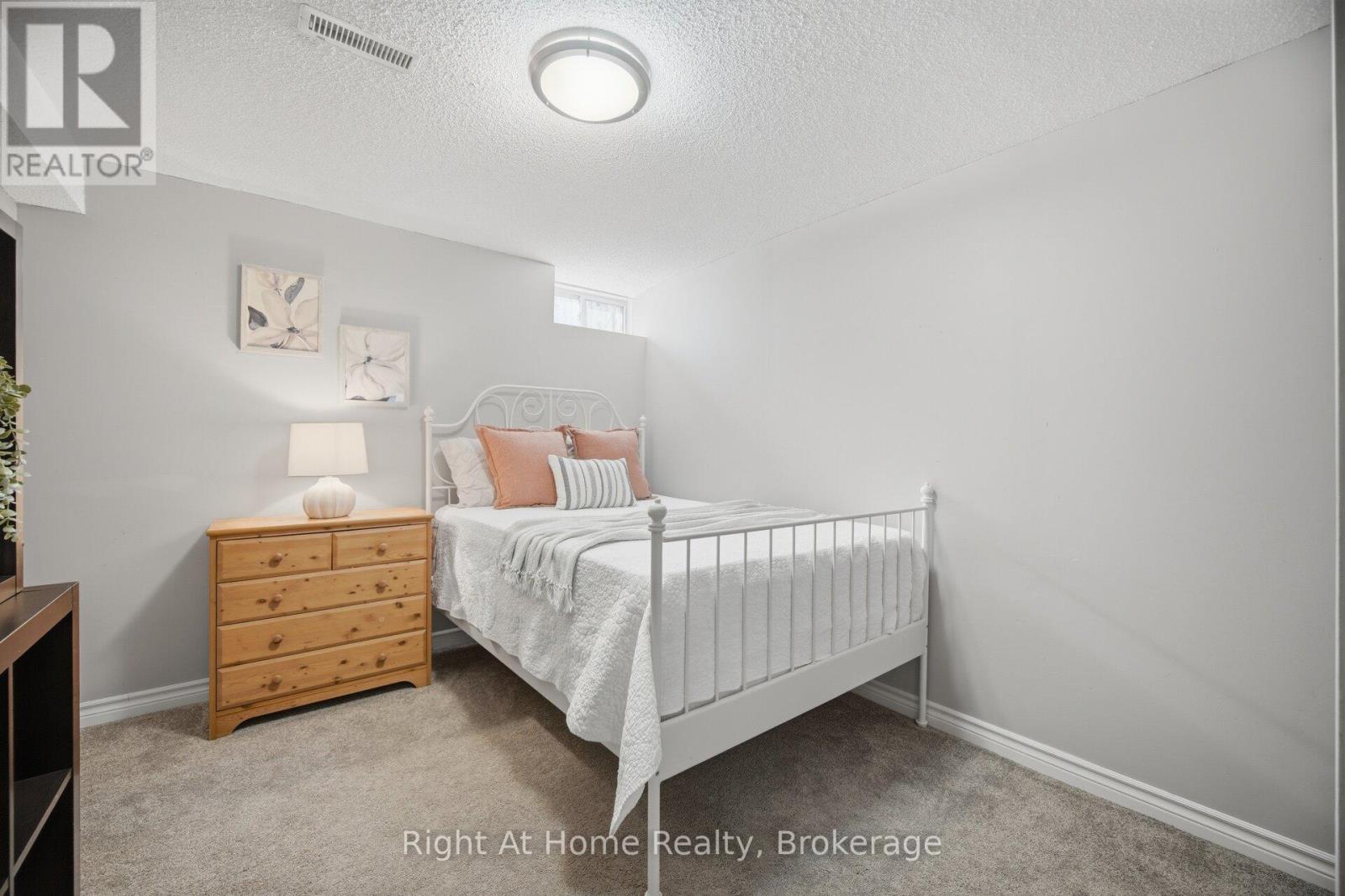 2956 Glover Lane, Burlington, Ontario  L7M 4K6 - Photo 41 - W12959056