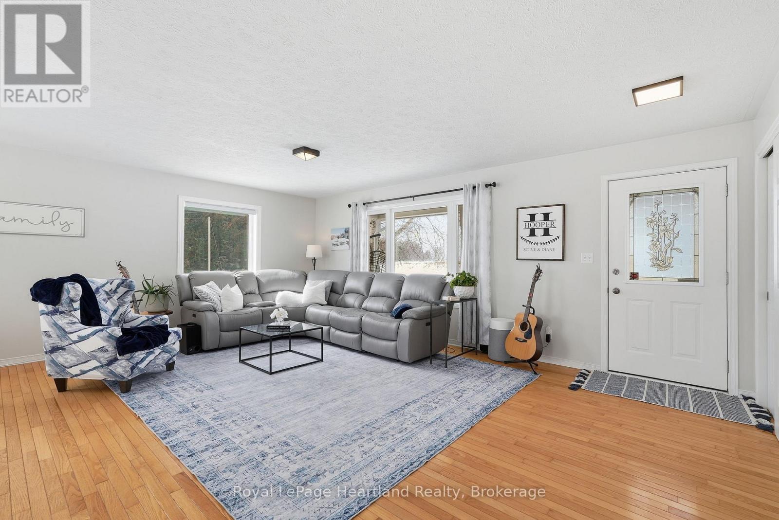 99 Allan Street W, Minto, Ontario  N0G 1M0 - Photo 10 - X12907964