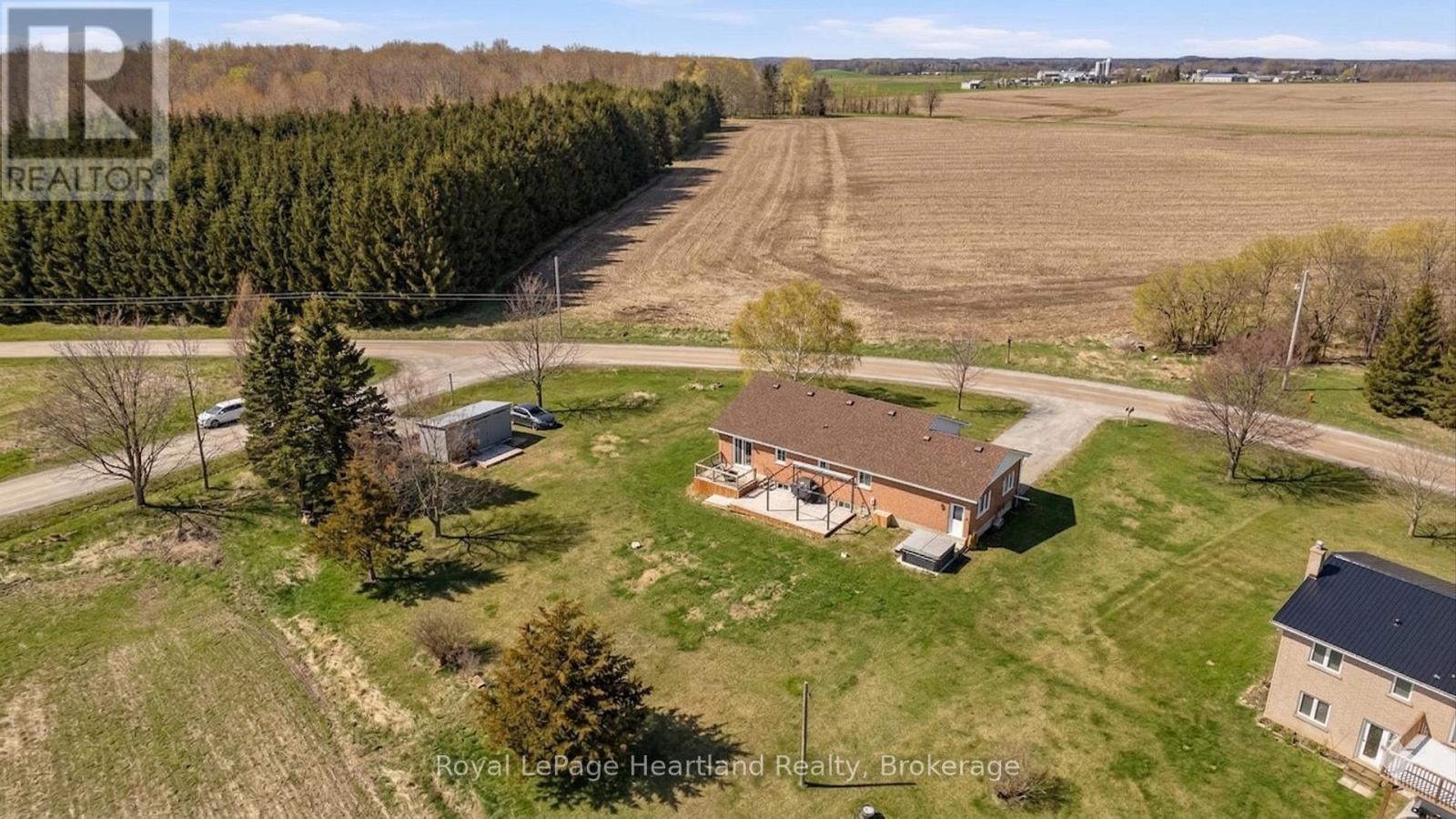 99 Allan Street W, Minto, Ontario  N0G 1M0 - Photo 2 - X12907964