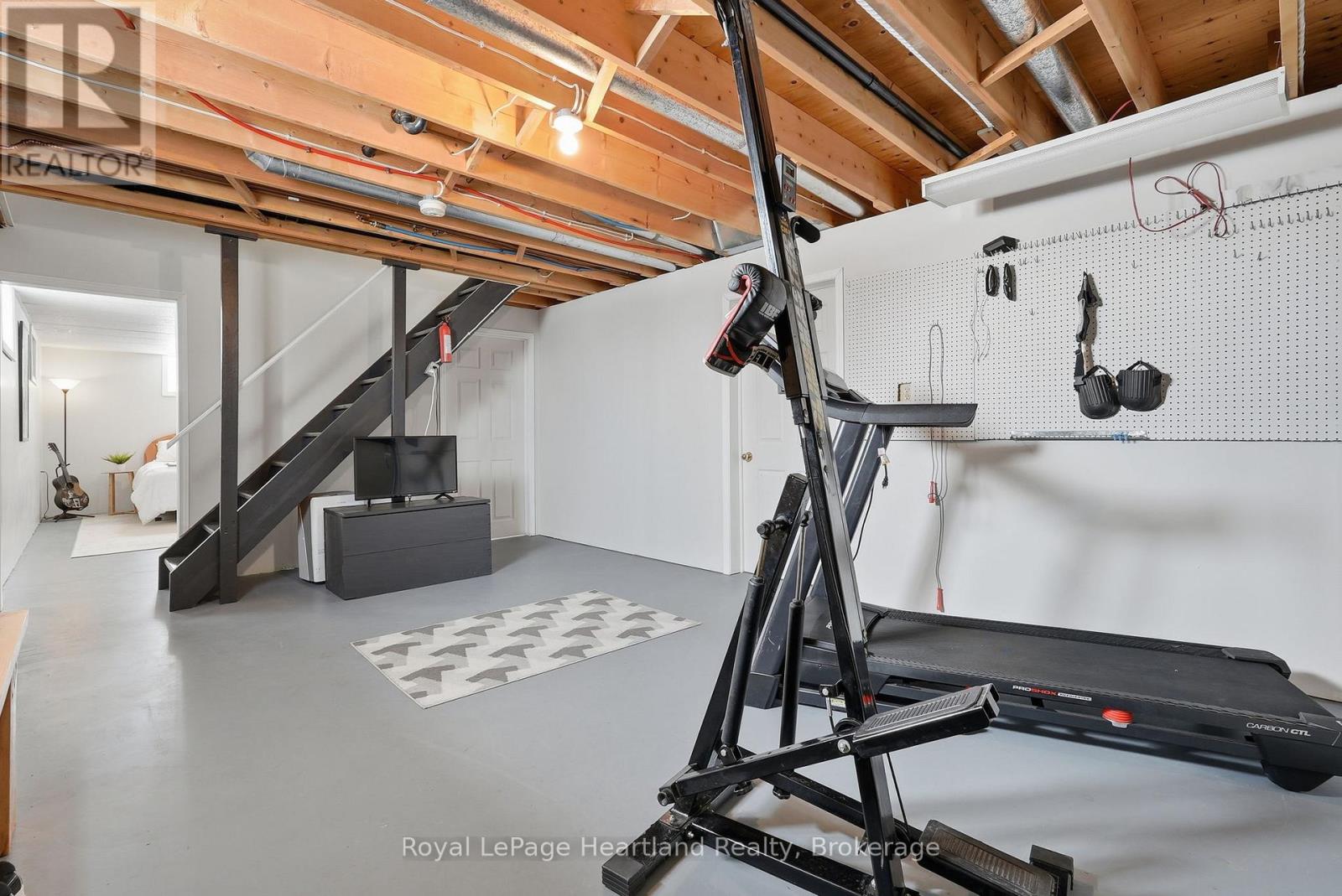 99 Allan Street W, Minto, Ontario  N0G 1M0 - Photo 29 - X12907964