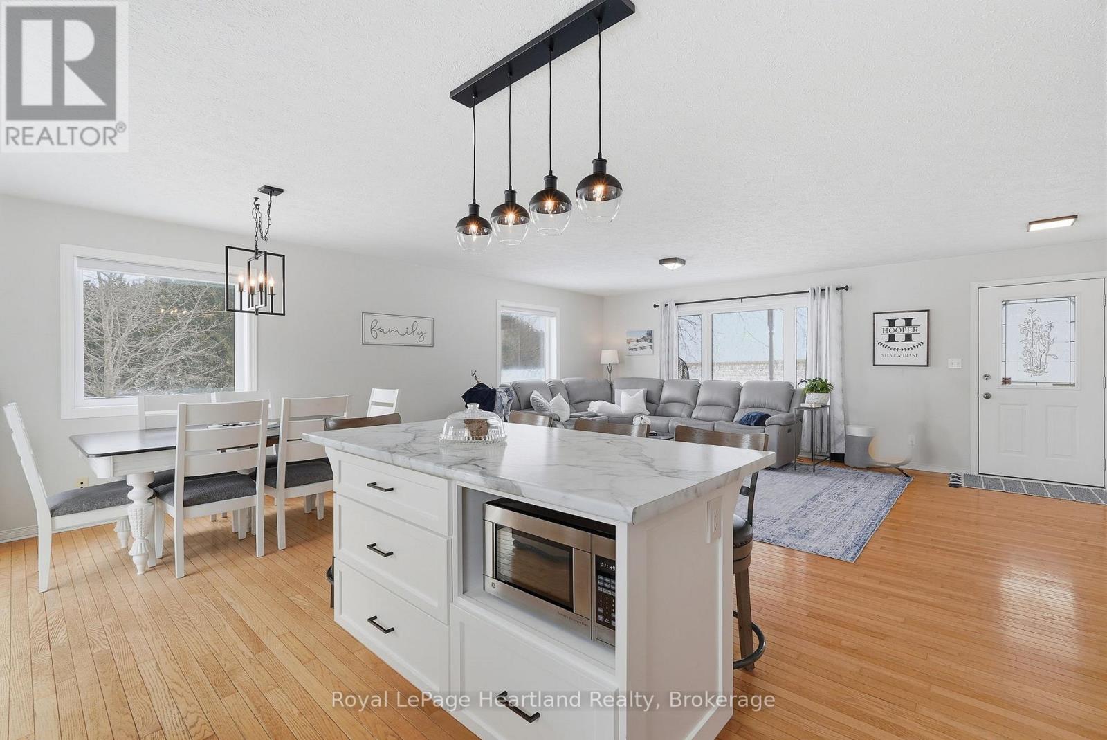 99 Allan Street W, Minto, Ontario  N0G 1M0 - Photo 17 - X12907964