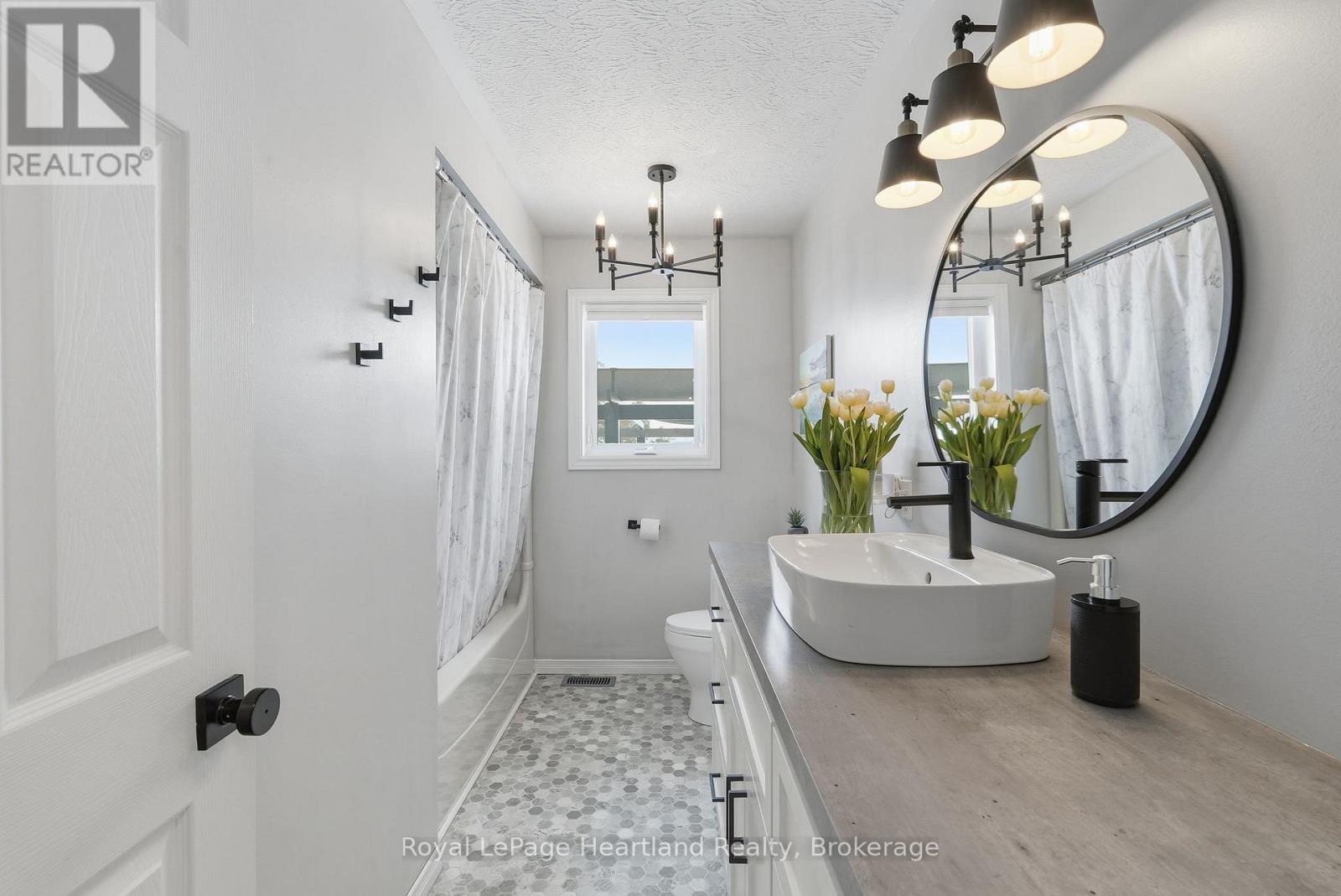 99 Allan Street W, Minto, Ontario  N0G 1M0 - Photo 21 - X12907964