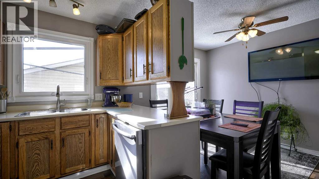 35 Riverbirch Road SE, Calgary, Alberta  T2C 3M4 - Photo 7 - A2291624