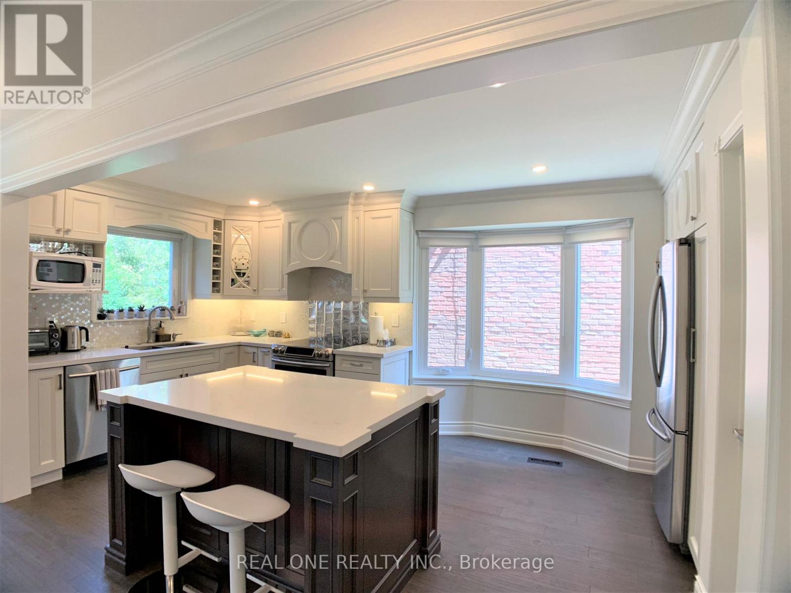 433 Mullen Drive, Vaughan, Ontario  L4J 2N9 - Photo 9 - N12874180