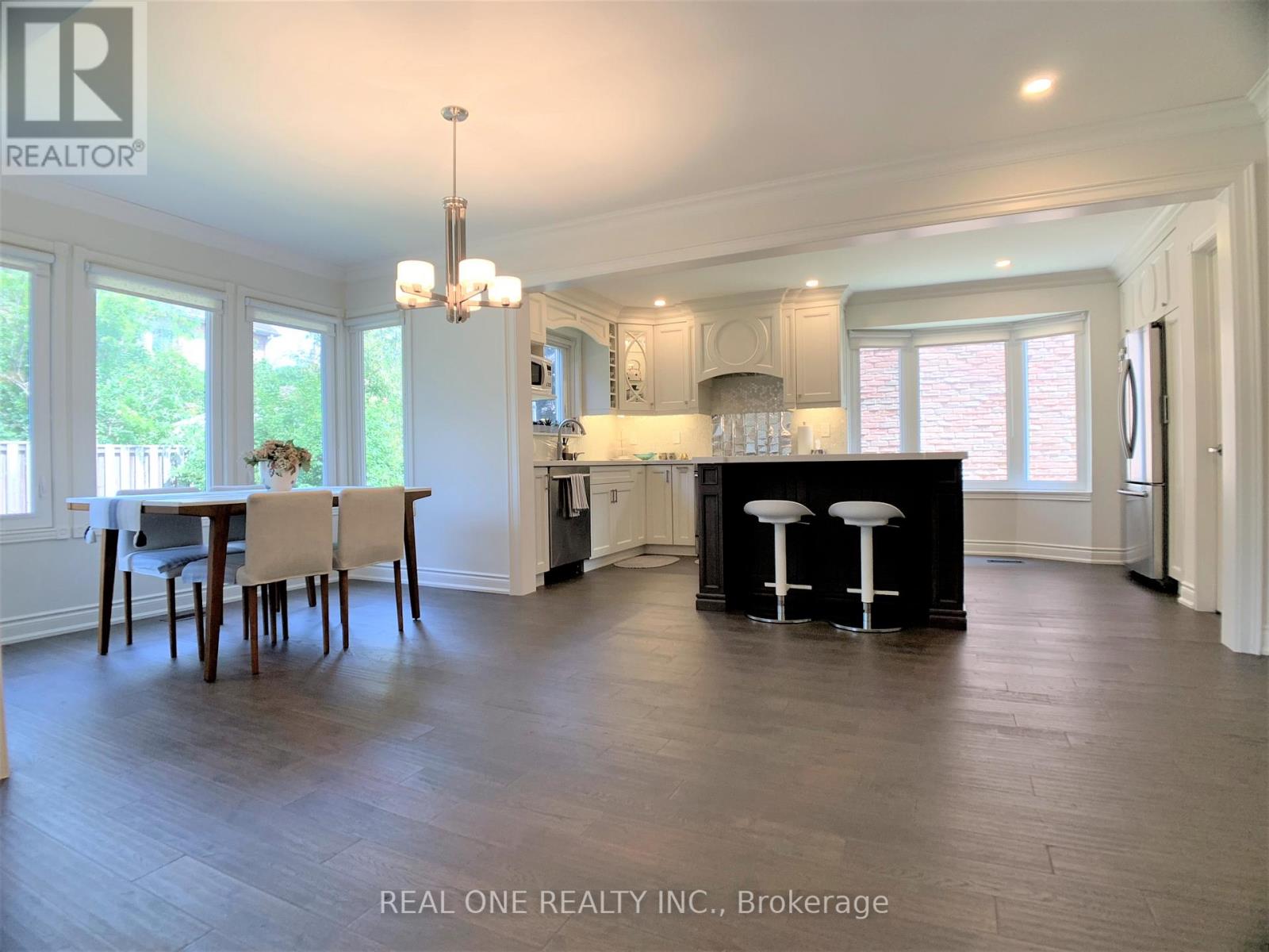 433 Mullen Drive, Vaughan, Ontario  L4J 2N9 - Photo 6 - N12874180