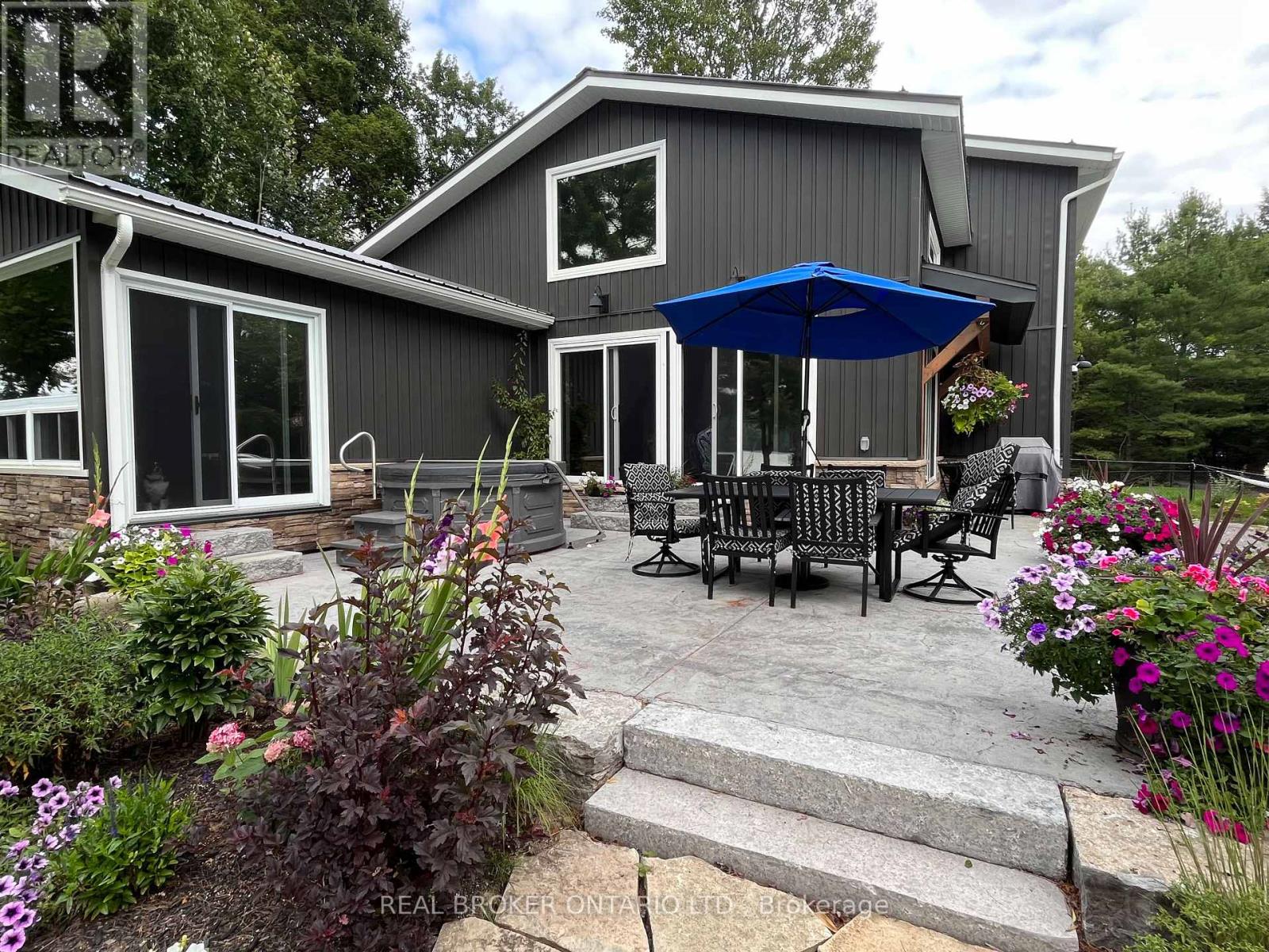 1109 Wilderness Island Trail W, Highlands East, Ontario  K0L 1C0 - Photo 3 - X12883696