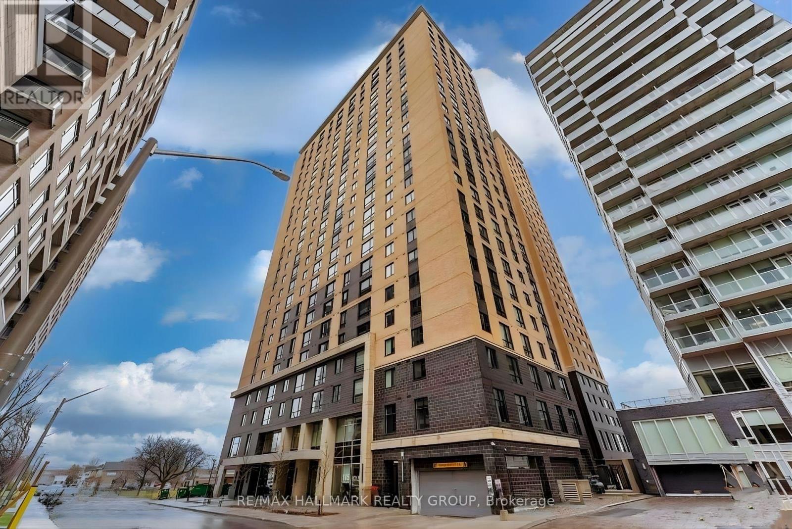 1706 - 105 CHAMPAGNE AVENUE S, Ottawa, Ontario