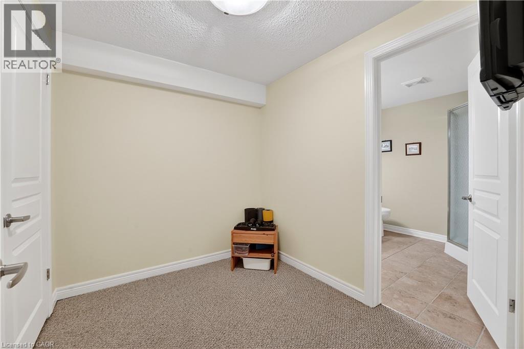 139 Glendale Avenue Unit# 1, St. Catharines, Ontario  L2T 2K2 - Photo 31 - 40817260