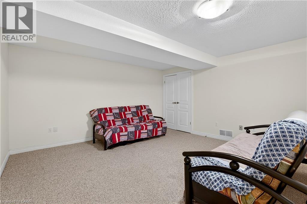 139 Glendale Avenue Unit# 1, St. Catharines, Ontario  L2T 2K2 - Photo 35 - 40817260