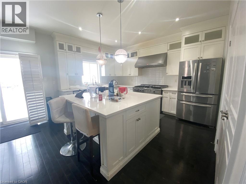 803 Robert Ferrie Drive, Kitchener, Ontario  N2R 0B8 - Photo 8 - 40807682