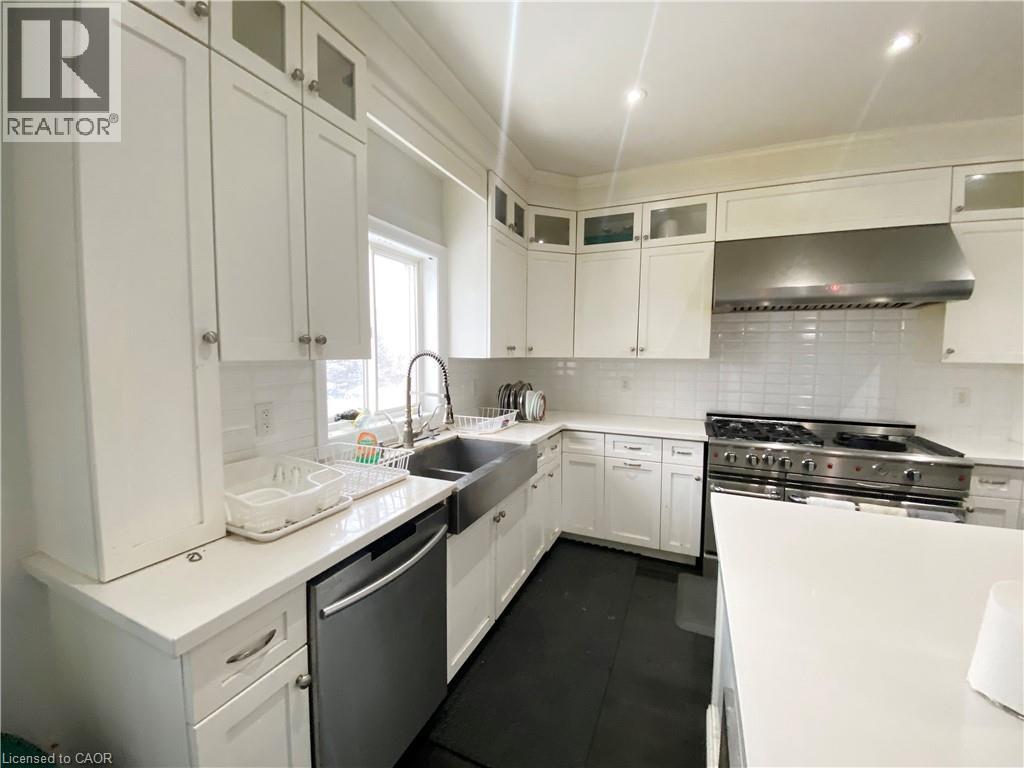 803 Robert Ferrie Drive, Kitchener, Ontario  N2R 0B8 - Photo 10 - 40807682