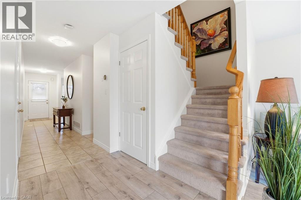 34 Porchlight Drive, Elmira, Ontario  N3B 3M7 - Photo 5 - 40815553