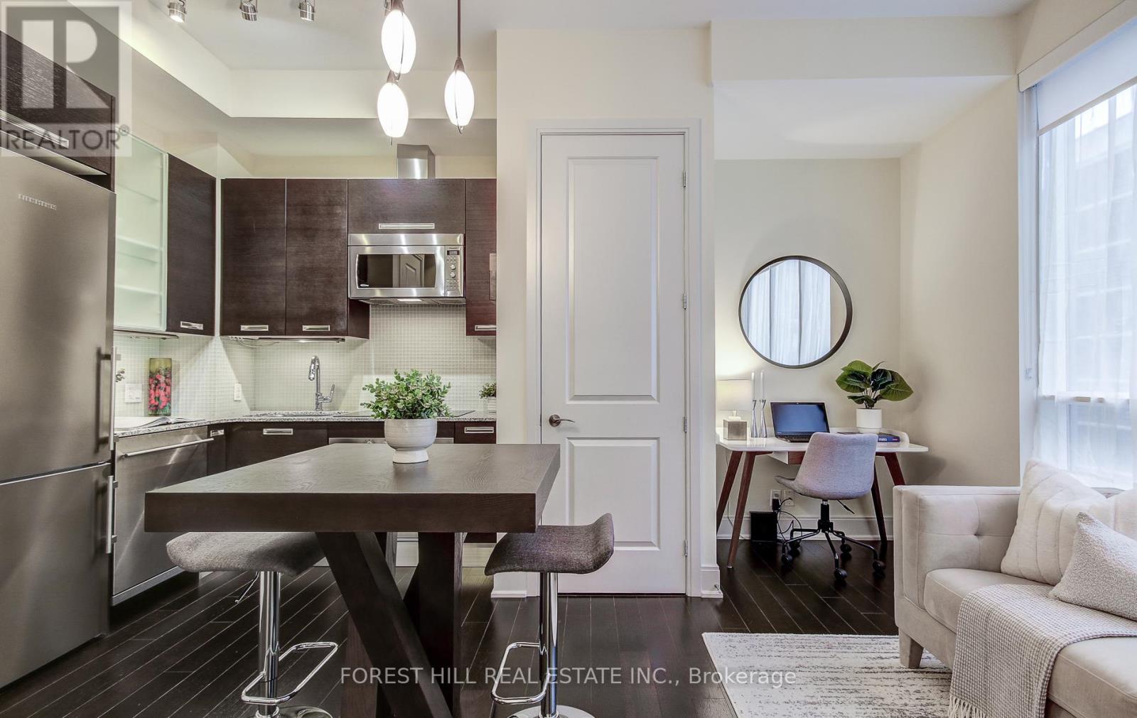 1403 - 21 Balmuto Street, Toronto, Ontario M4Y 1W4 - Photo 7 - C12959048