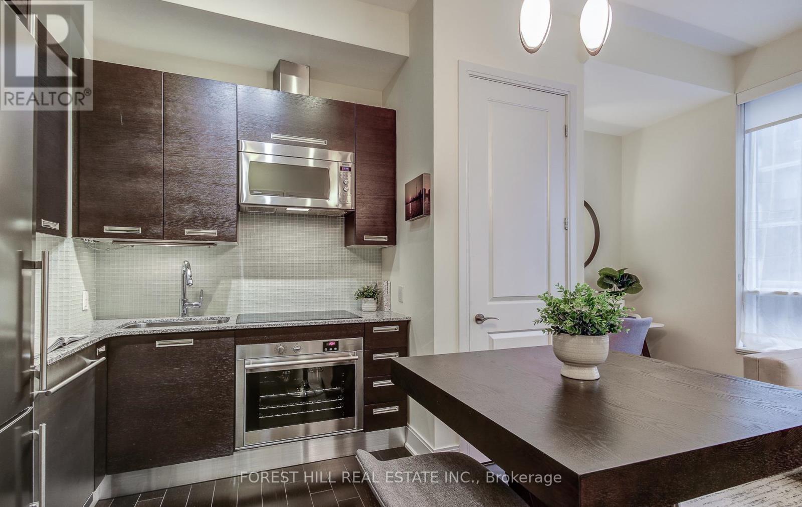 1403 - 21 Balmuto Street, Toronto, Ontario M4Y 1W4 - Photo 9 - C12959048