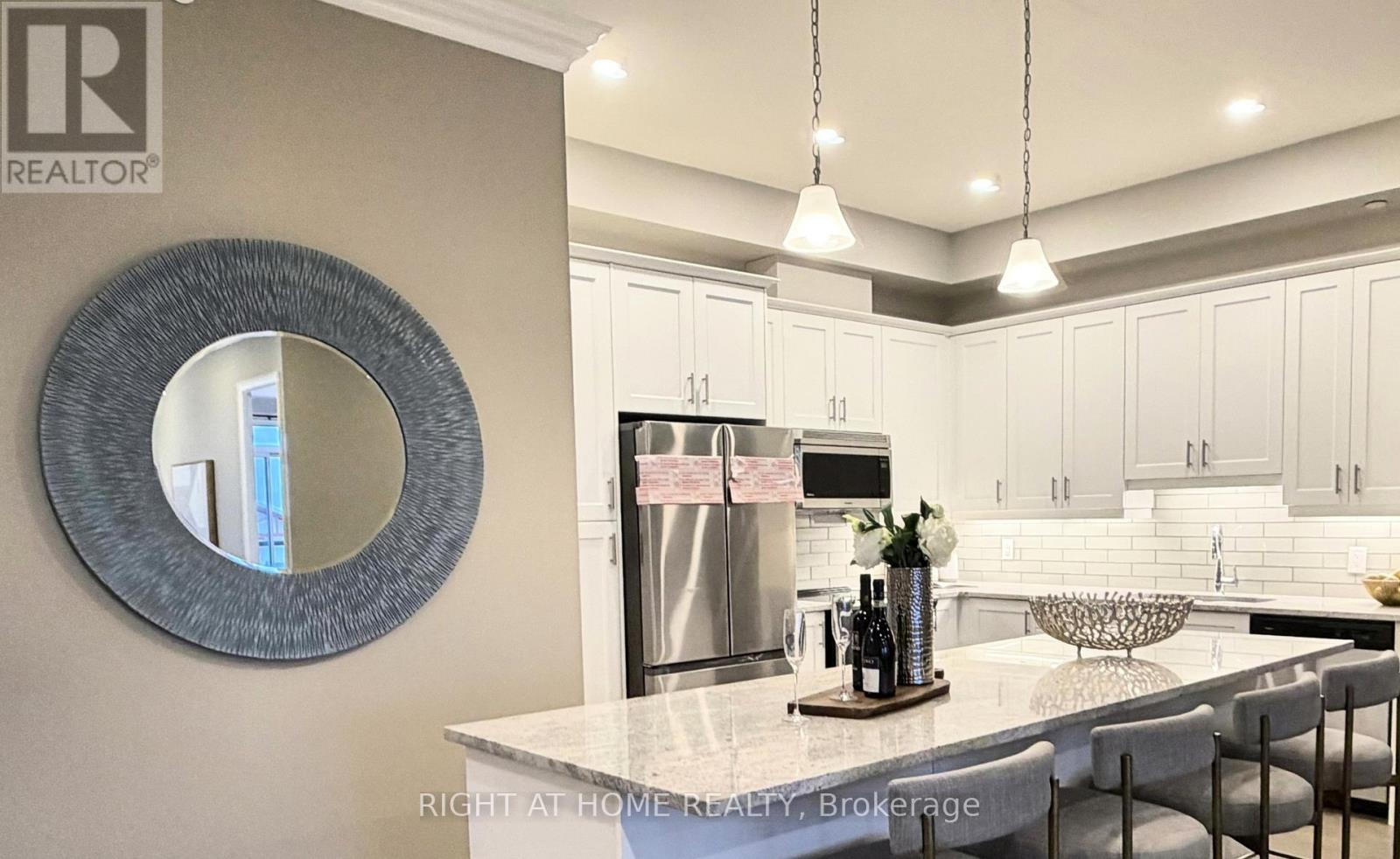 705 - 90 Orchard Point Road, Orillia, Ontario L3V 8K4 - Photo 5 - S12959032