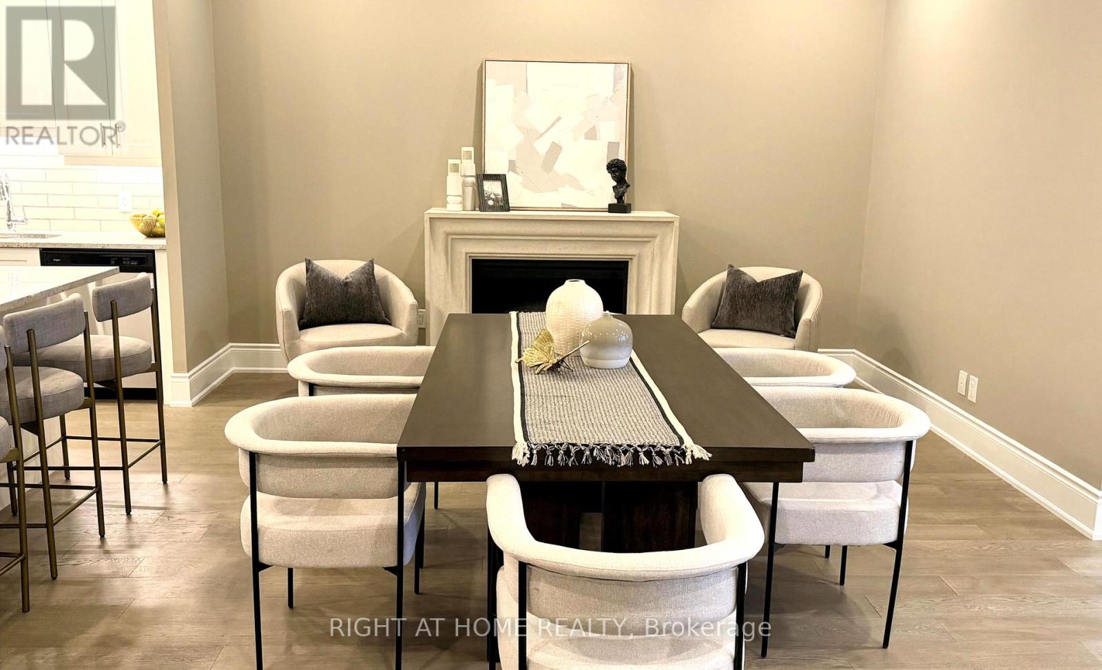 705 - 90 Orchard Point Road, Orillia, Ontario L3V 8K4 - Photo 9 - S12959032