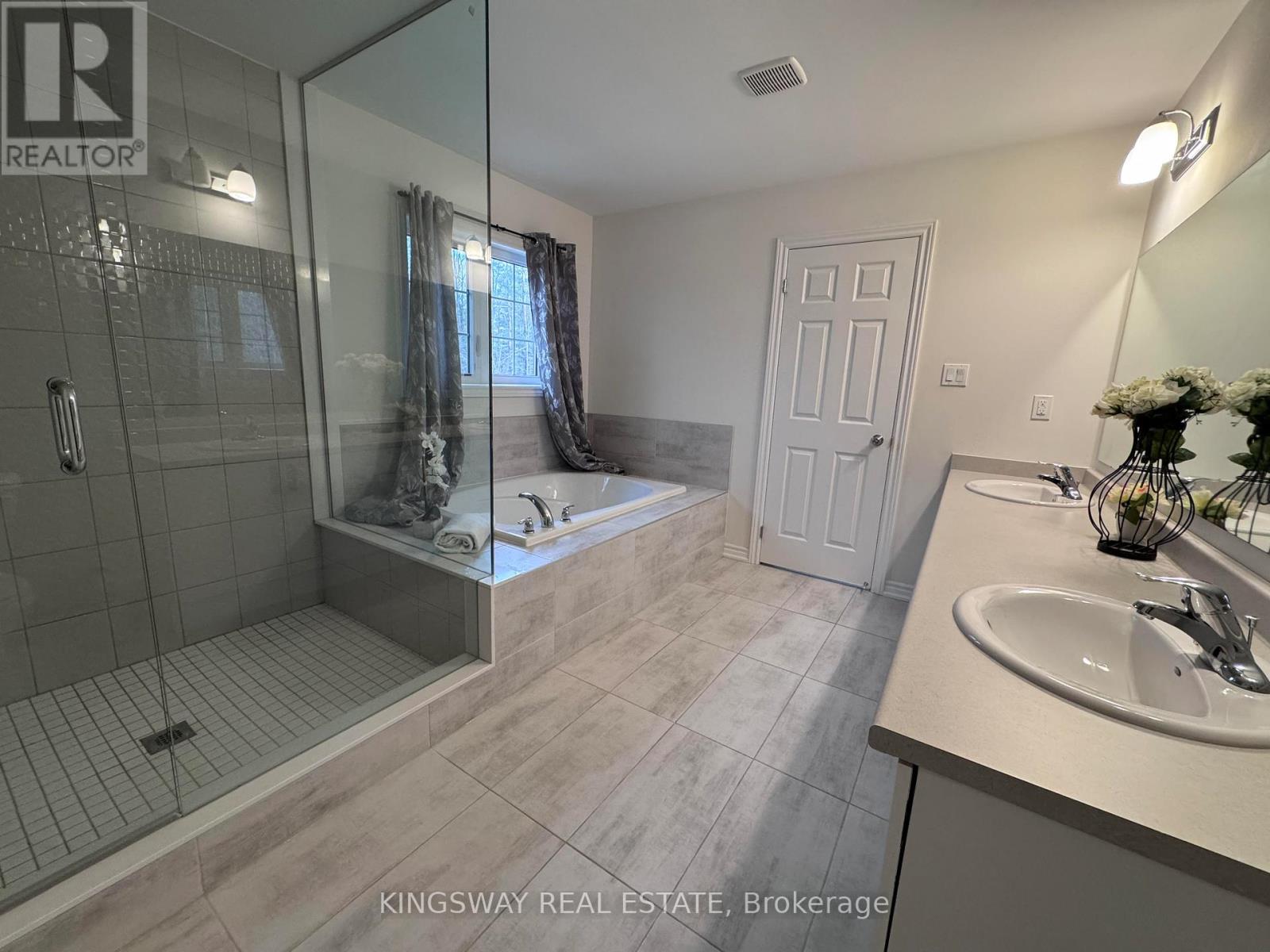 30 Moreau Way, Springwater, Ontario  L9X 0S6 - Photo 19 - S12959034