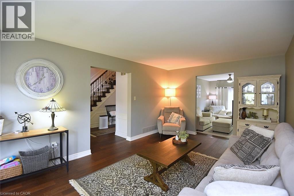 18 Charterhouse Crescent, Ancaster, Ontario  L9G 4E5 - Photo 5 - 40814049