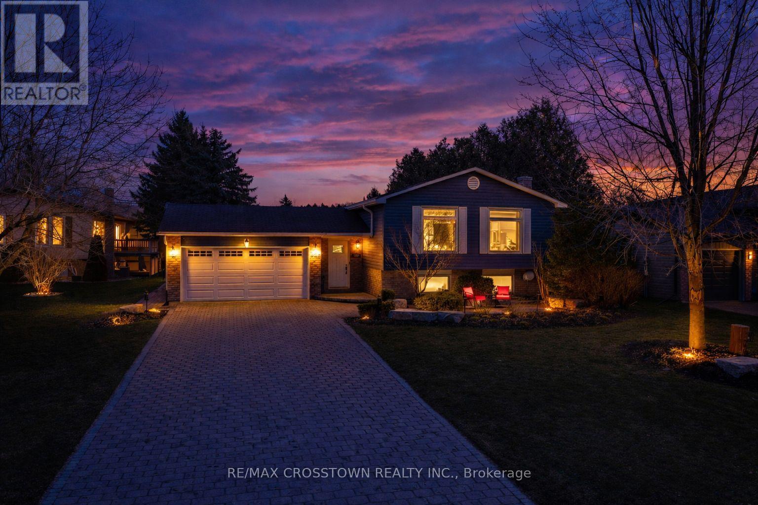 229 THORNTON AVENUE, Essa, Ontario