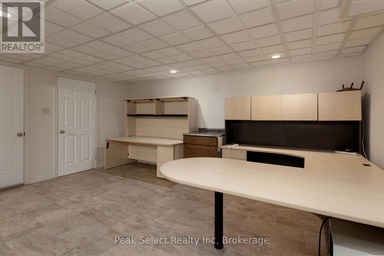 720 Sports Drive, Huron East, Ontario  N0G 1H0 - Photo 27 - X12887778