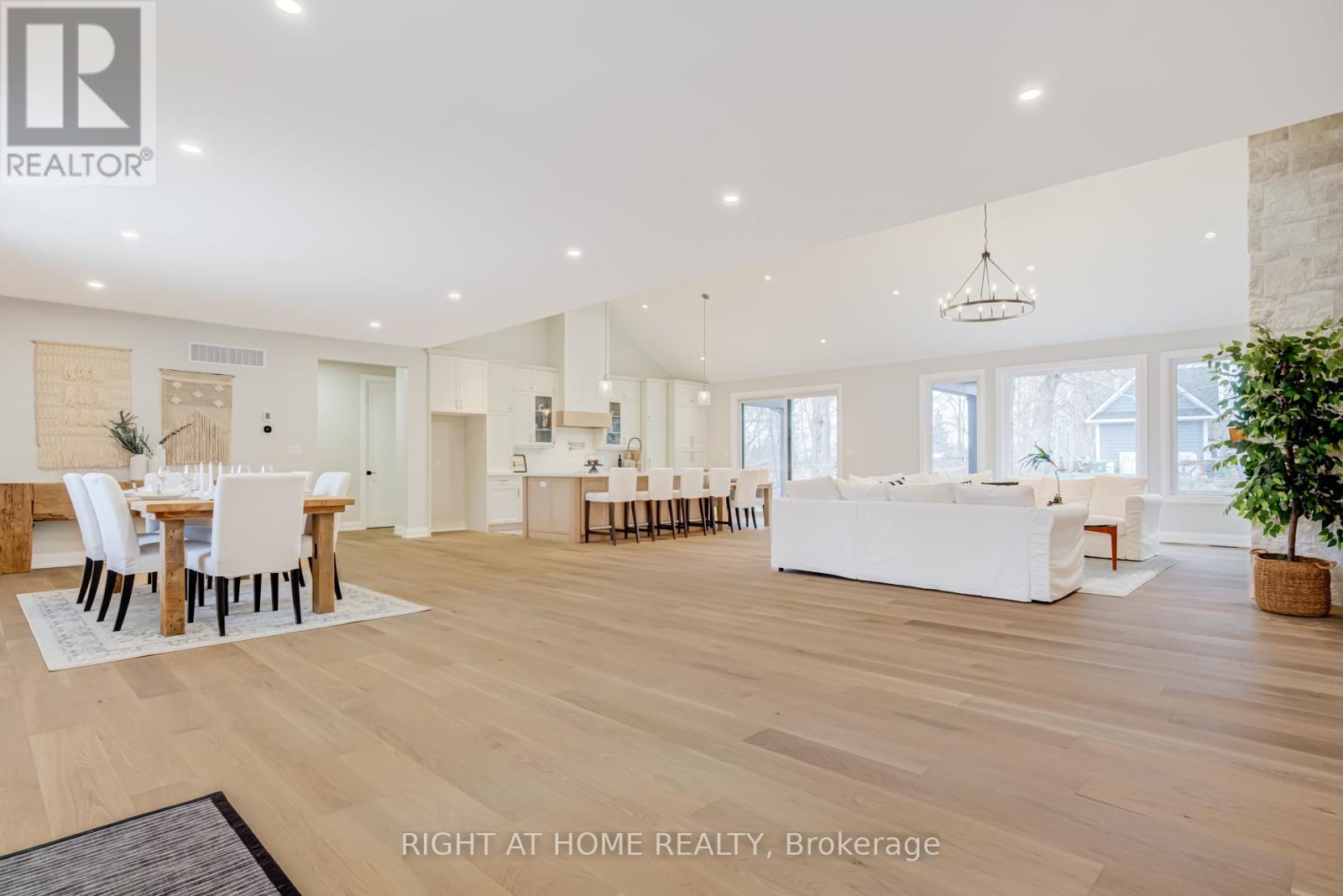 9 Maple Grove Road, Caledon, Ontario  L7K 0Z2 - Photo 4 - W12959038