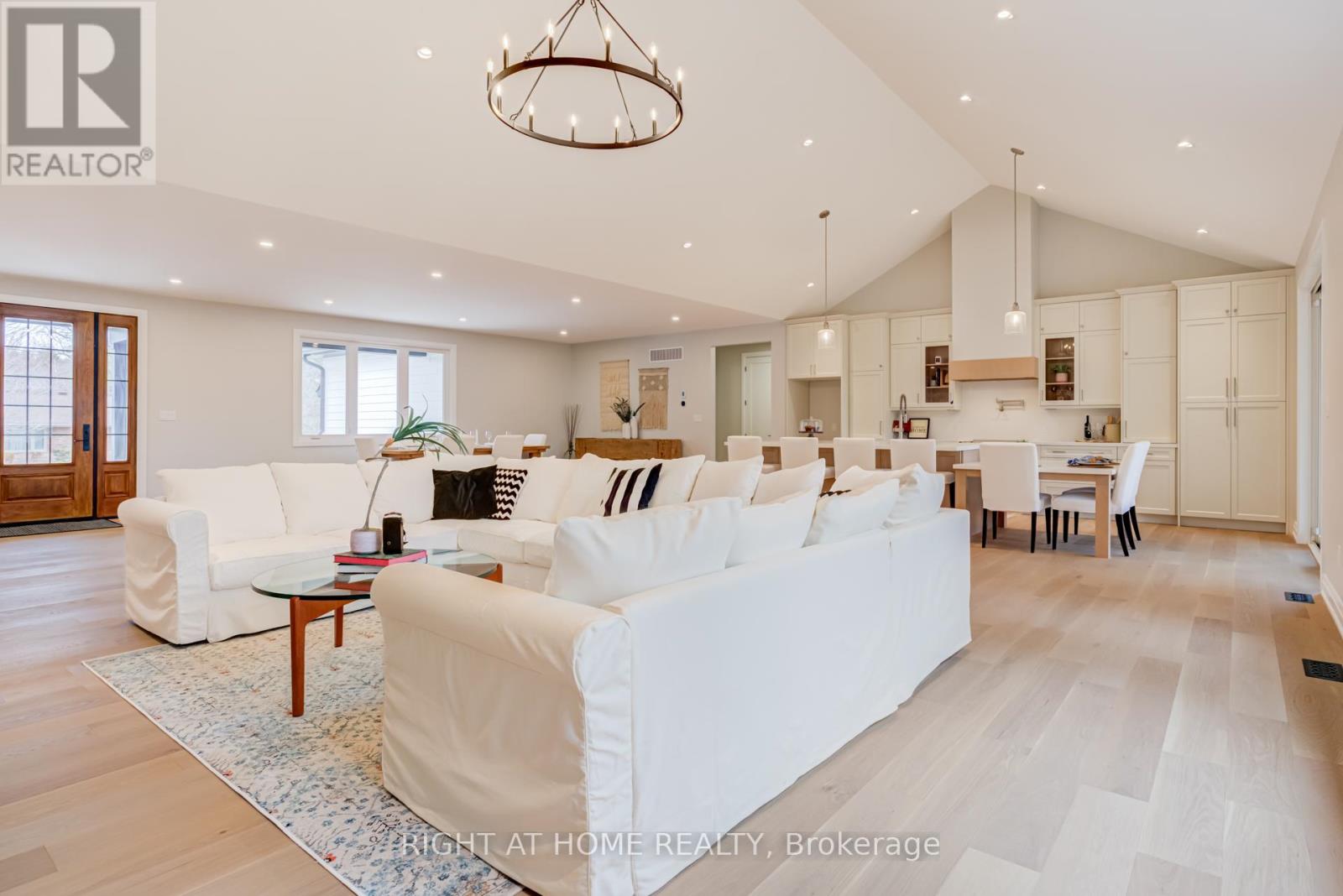 9 Maple Grove Road, Caledon, Ontario  L7K 0Z2 - Photo 8 - W12959038