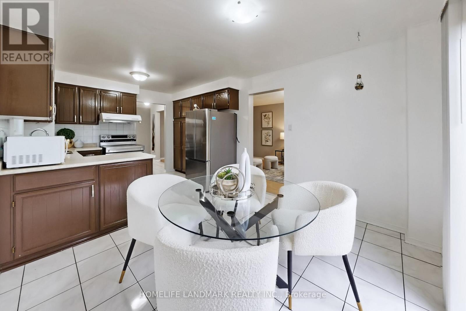 5235 Astwell Avenue, Mississauga, Ontario  L5R 3H8 - Photo 16 - W12959040