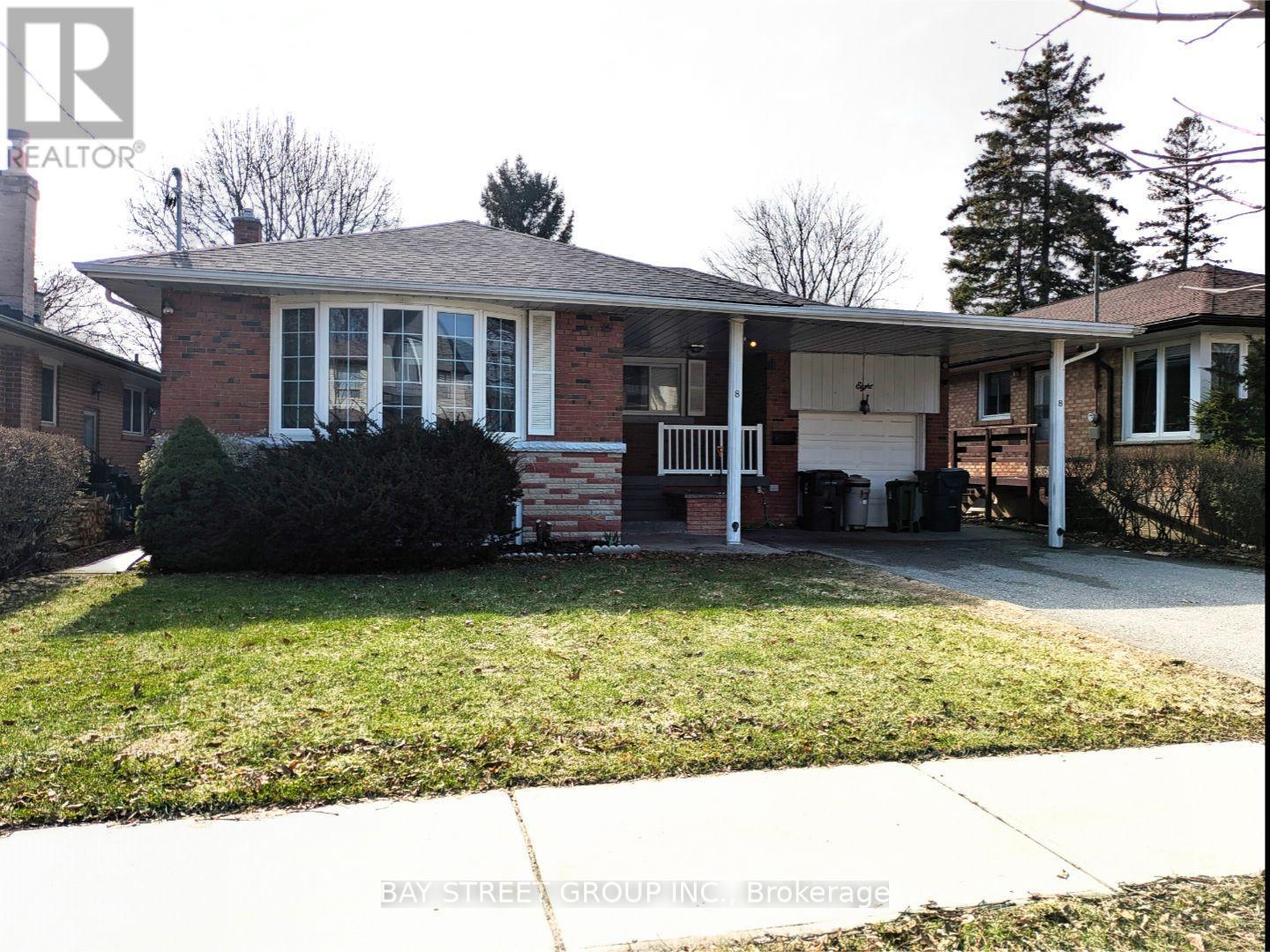 MAIN - 8 STOREY CRESCENT, Toronto, Ontario