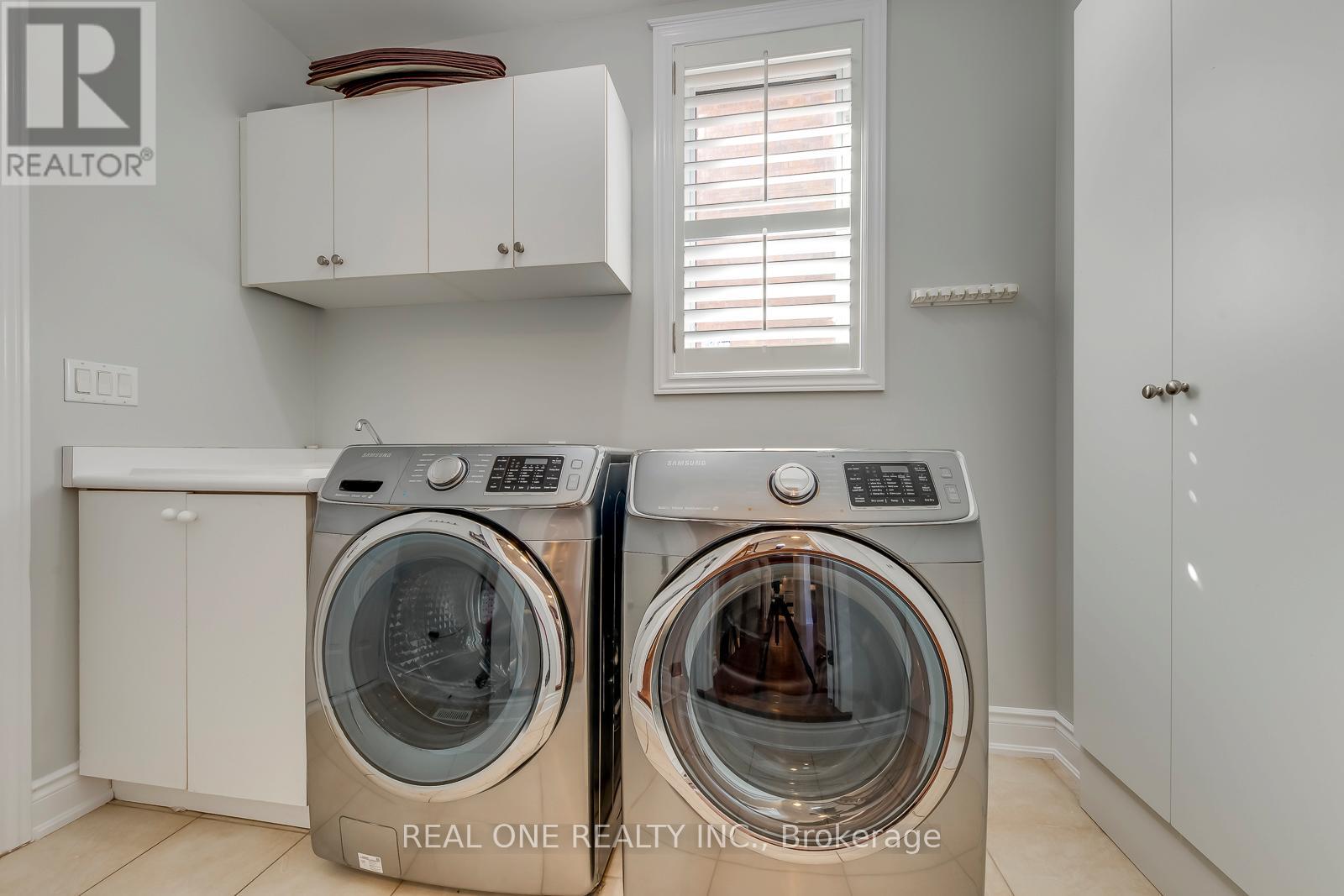 96 Spring Azure Crescent, Oakville, Ontario  L6L 6V8 - Photo 25 - W12959078