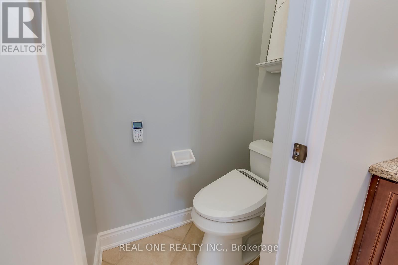 96 Spring Azure Crescent, Oakville, Ontario  L6L 6V8 - Photo 33 - W12959078