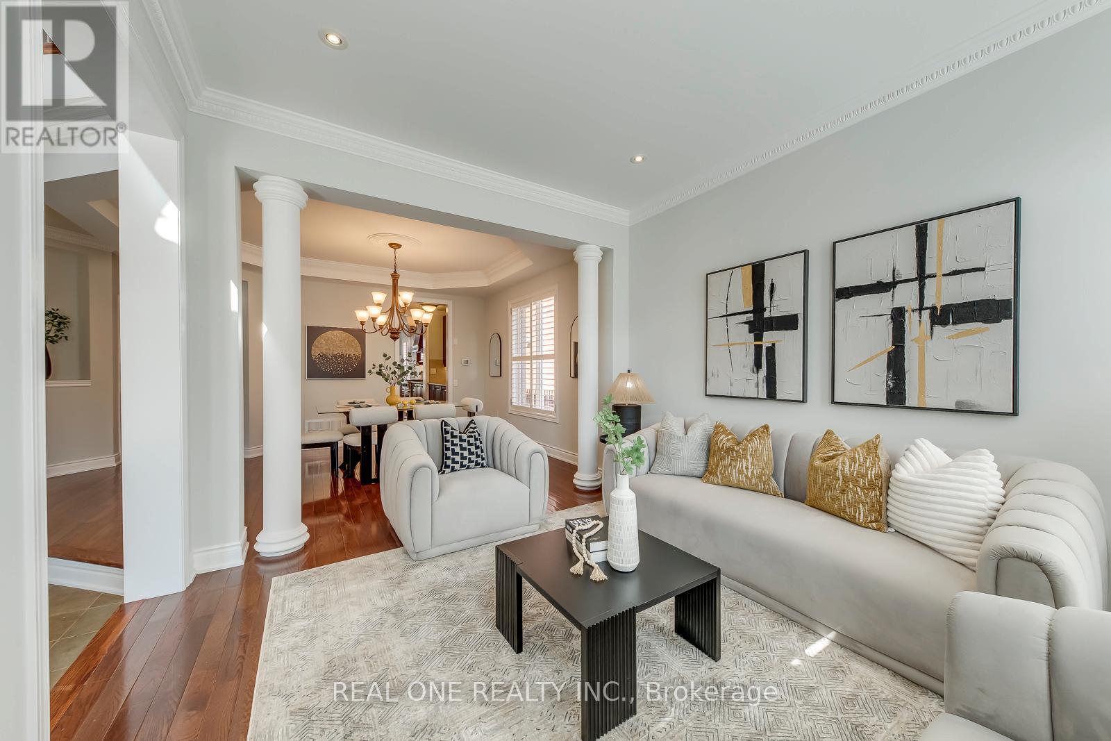 96 Spring Azure Crescent, Oakville, Ontario  L6L 6V8 - Photo 4 - W12959078