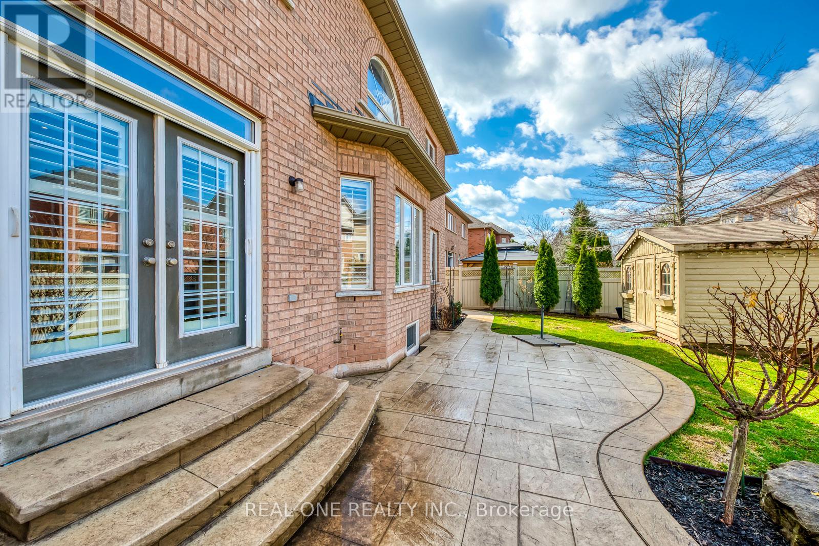 96 Spring Azure Crescent, Oakville, Ontario  L6L 6V8 - Photo 48 - W12959078